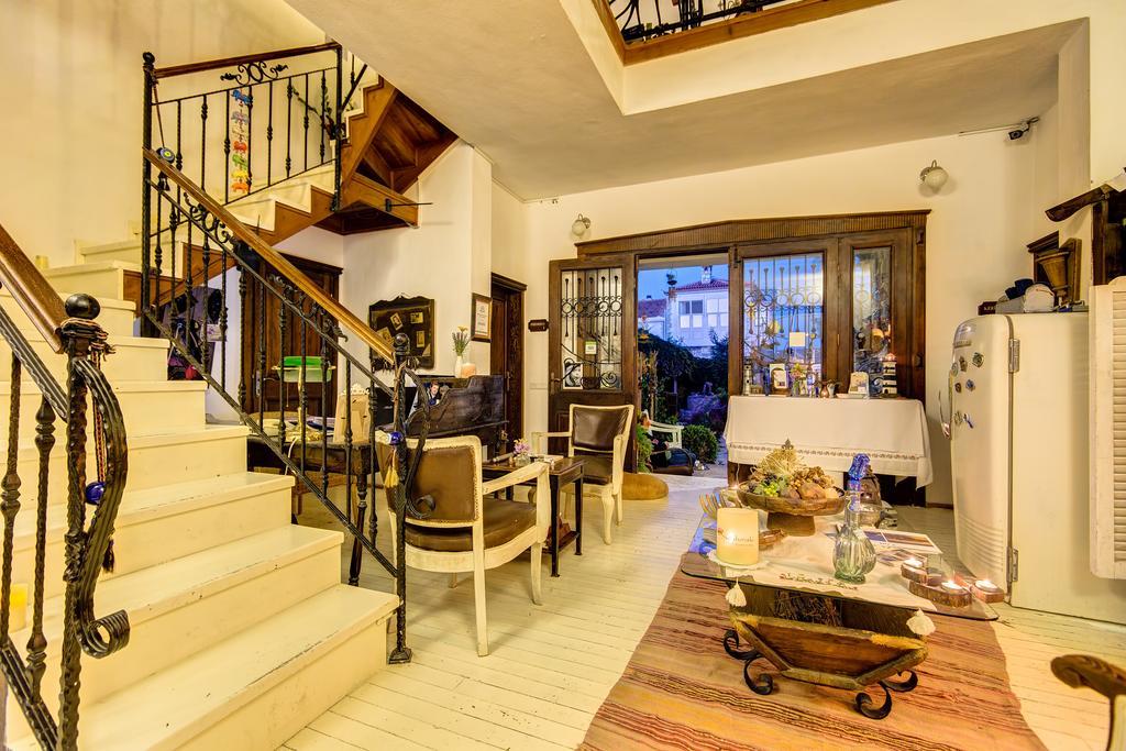Retro Butik Otel (Adults Only) Cesme Exterior photo