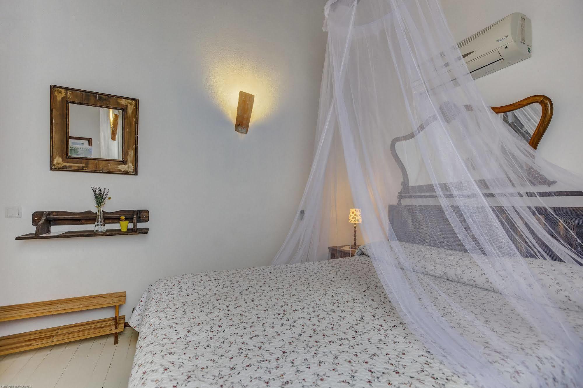 Retro Butik Otel (Adults Only) Cesme Exterior photo